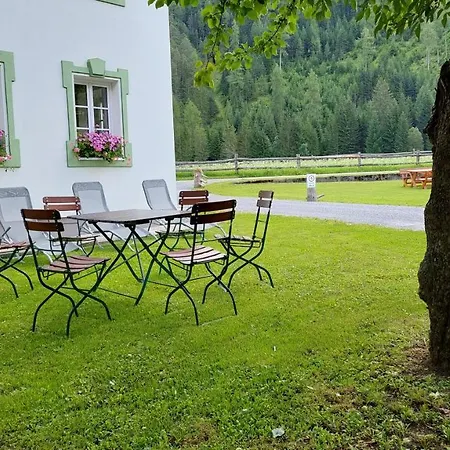 De Nussi's 4 * Bach (Tyrol)